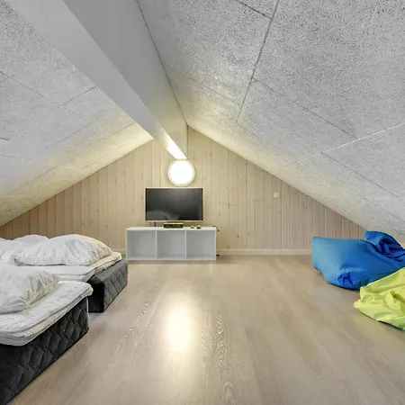 Awesome Home In Frederiksvaerk With Kitchen Ferienhaus *